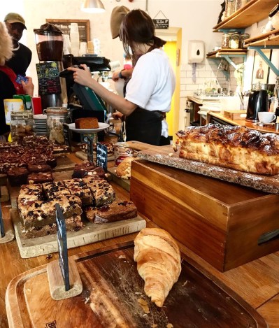 43878280_708409672873777_425392523276451840_n